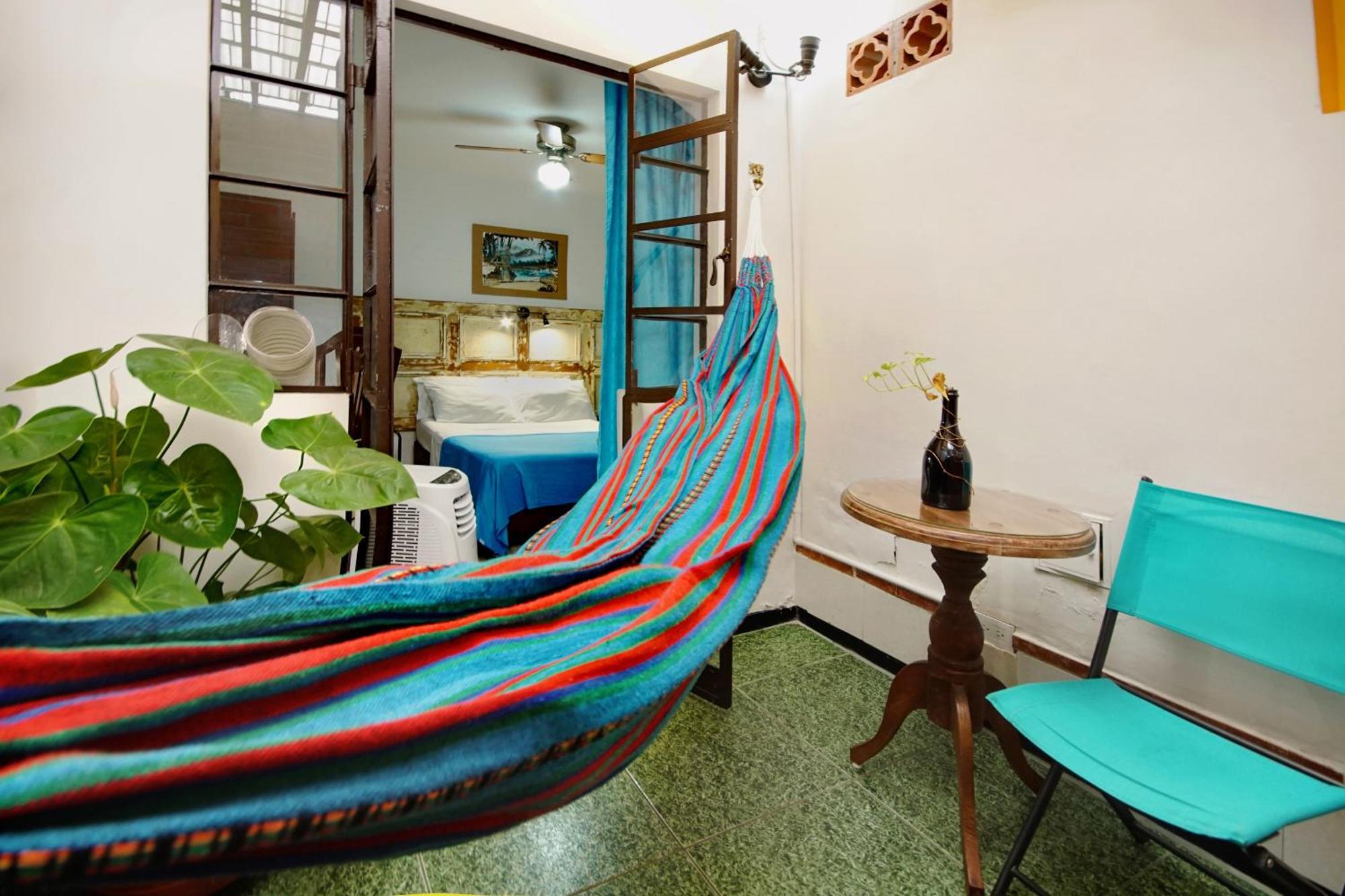 Ding-Dong Hostel Cali Exteriör bild